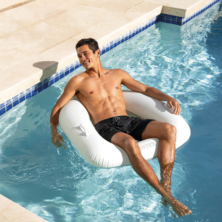 Fauteuil de piscine pastel