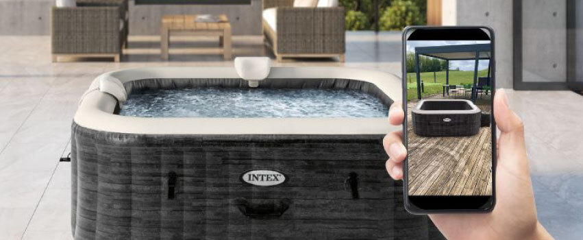 téléphone qui scanne un QR code